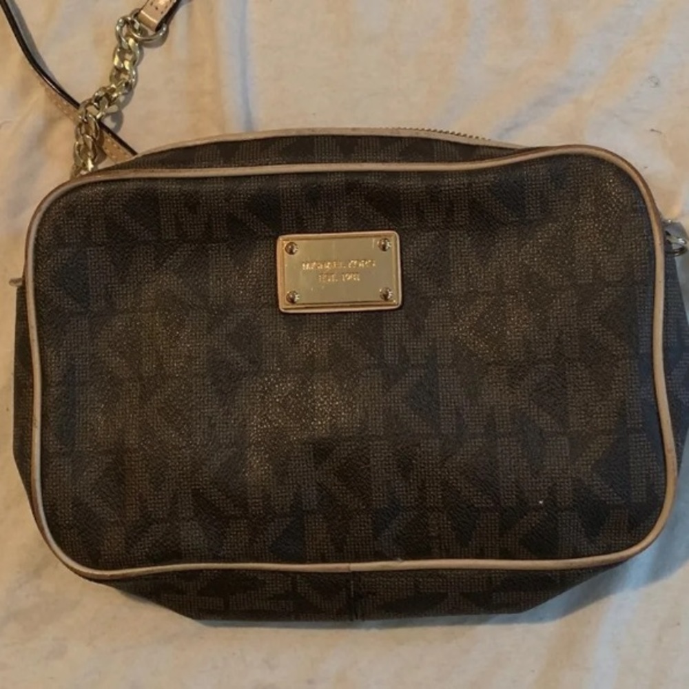MK purse